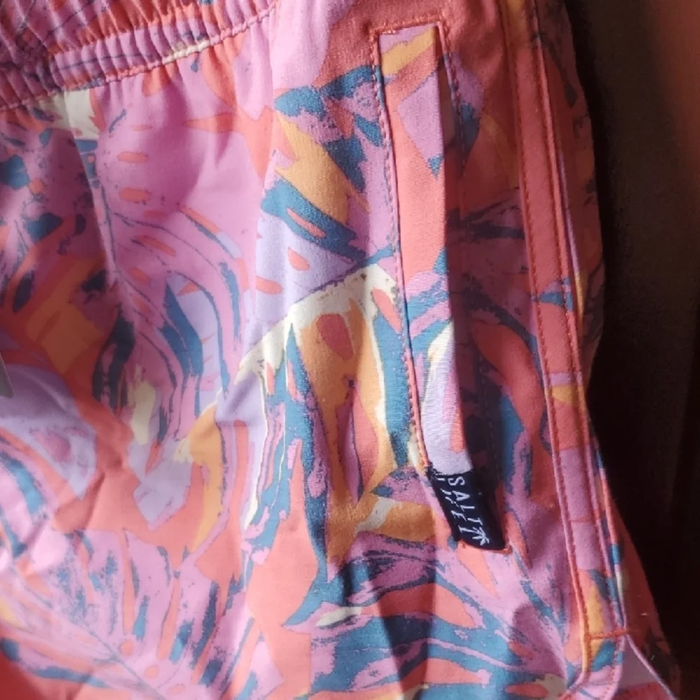 Salt Life SLX-QD Aqua Trunks Anti Rash  Tropical Print Shorts Large Retail 46$ - Picture 13 of 13